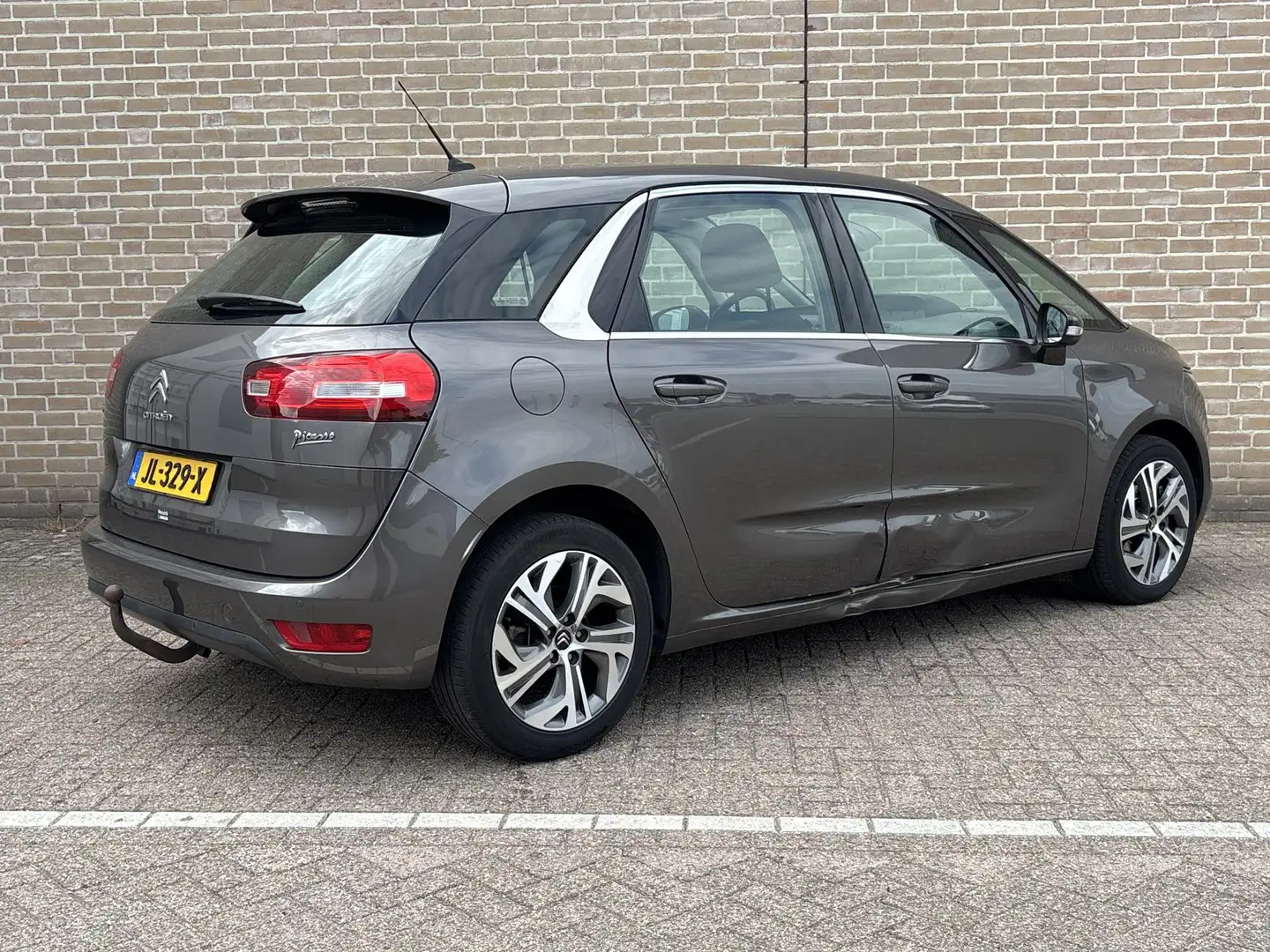 Citroen C4 Picasso 1.2 PureTech Selection | Climate | Cruise | Navi | Gri - 2