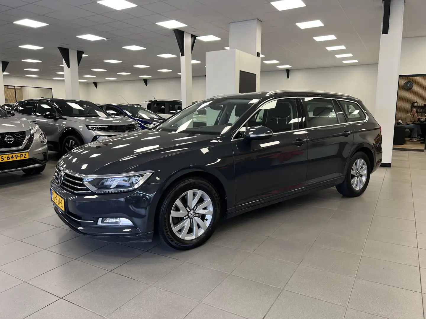 Volkswagen Passat Variant 1.4 TSI ACT 150PK / AUTOMAAT / HIGHLINE / Connecte Grijs - 1