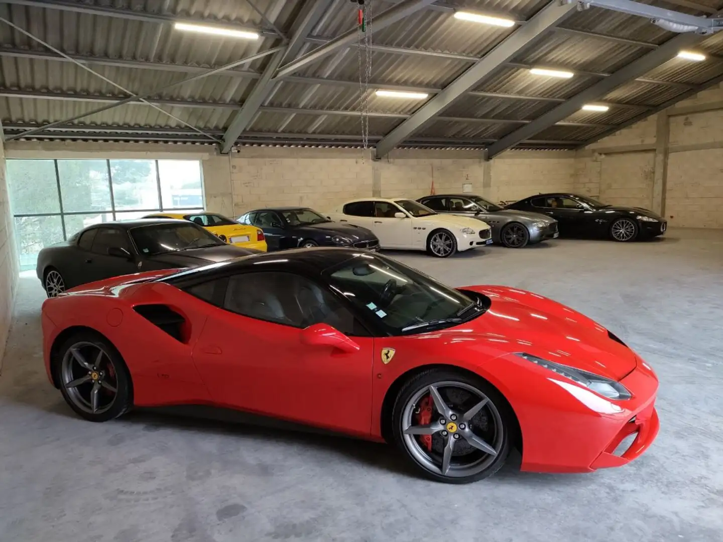 Ferrari 488 F488 3.9 670cv Gold - 1