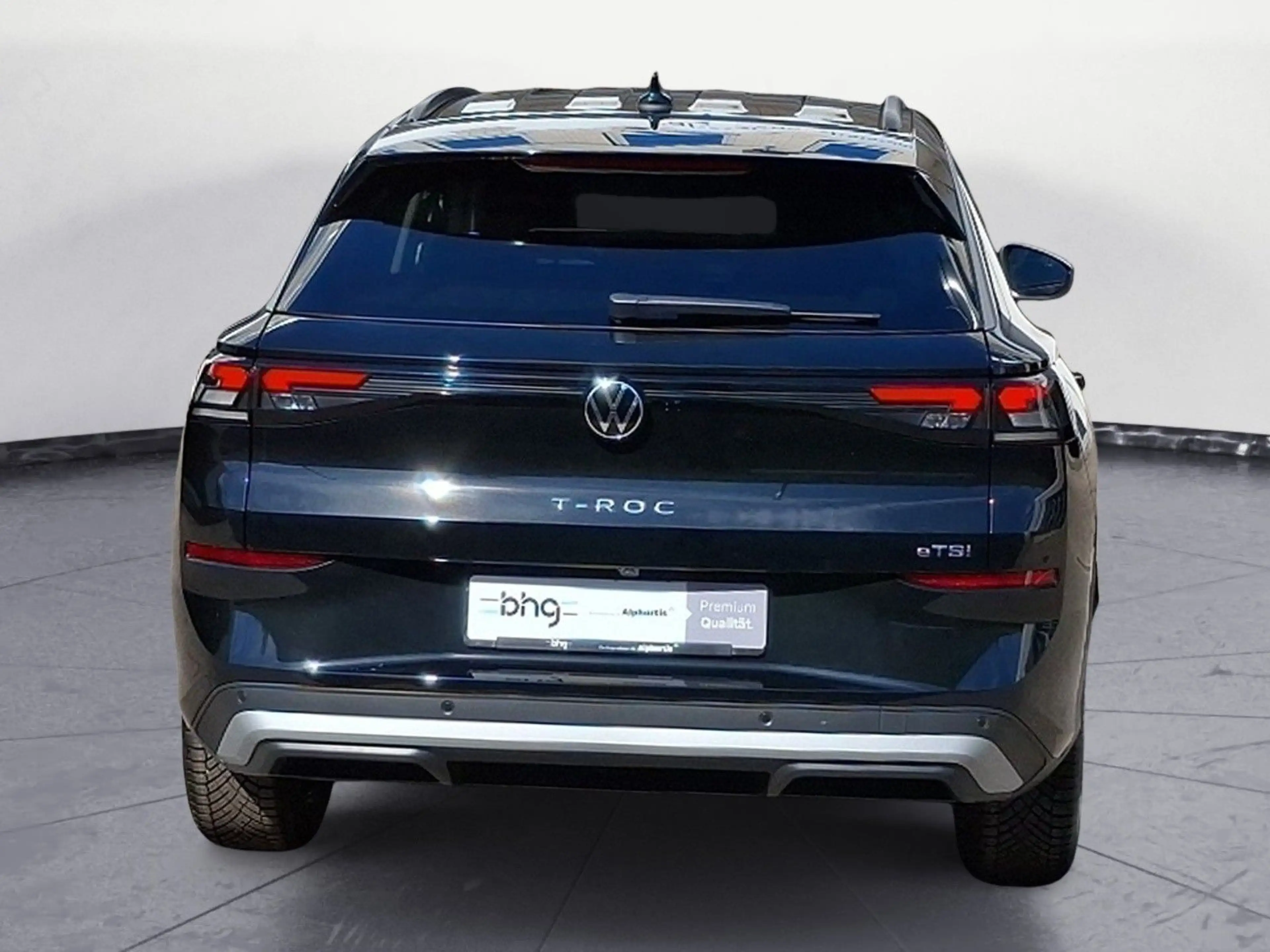 Volkswagen T-Roc Life 1.5 l eTSI OPF ) 7-Gang-Doppelkuppl — photo 4