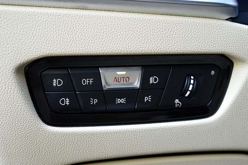 BMW 330 3-serie Touring 330i High Executive Edition Rijkla — photo 32