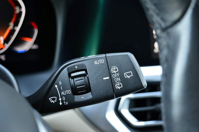 BMW 330 3-serie Touring 330i High Executive Edition Rijkla — photo 34