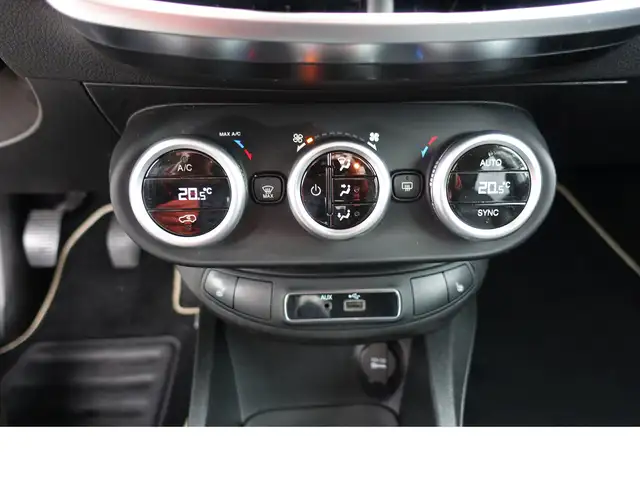 Fiat 500x view 15