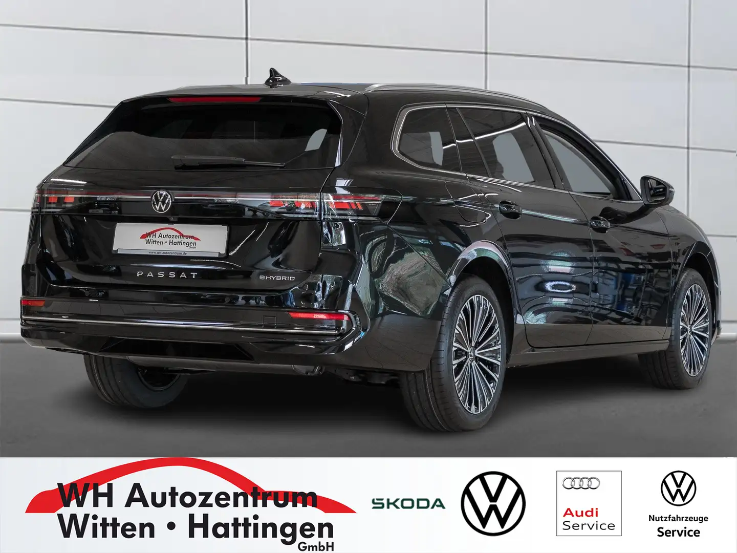 Volkswagen Passat Variant 1,5 eHybrid DSG Elegance AHK AREAVIEW DCC HEAD-... Schwarz - 2