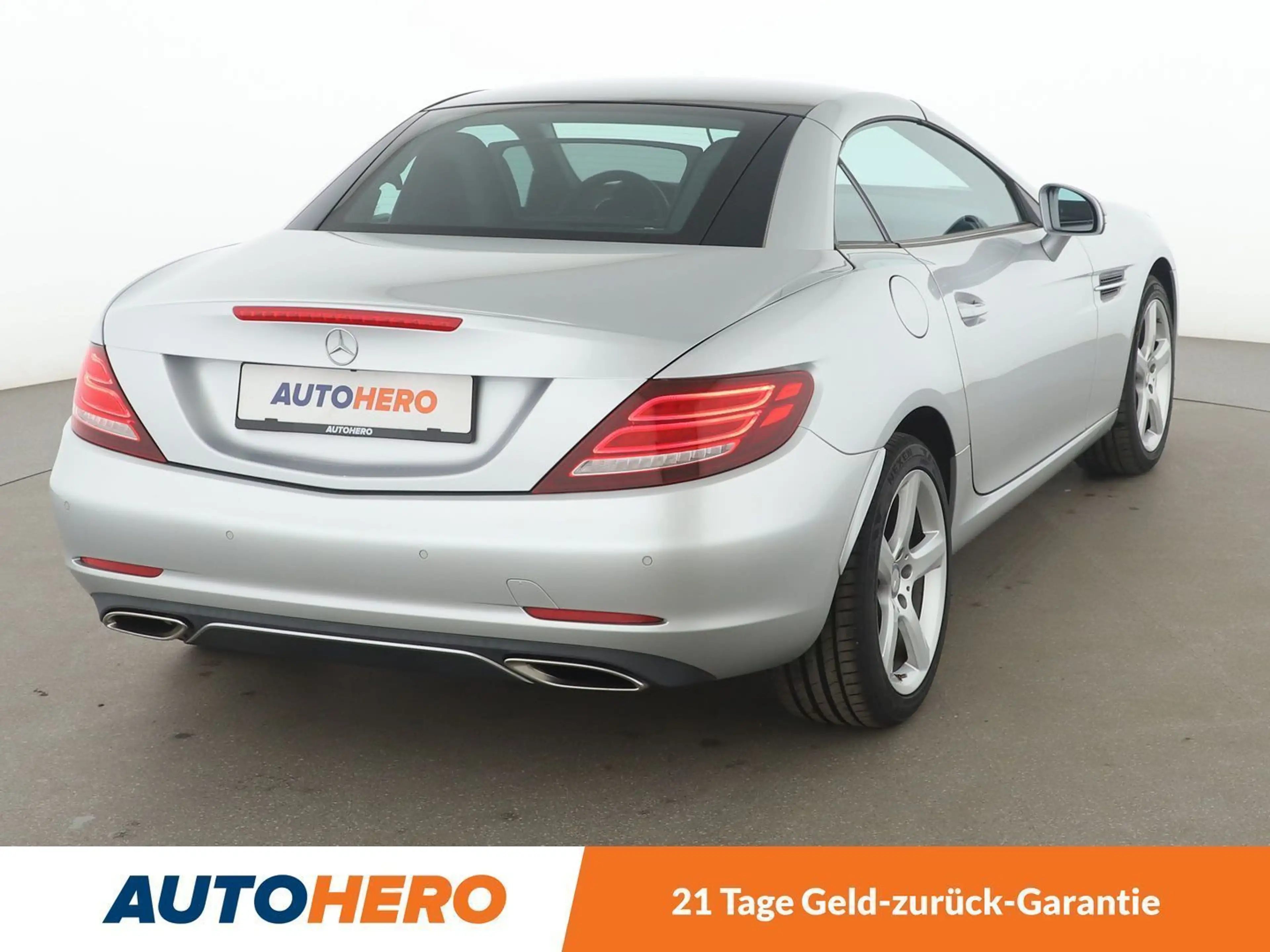 Mercedes-Benz SLC 180 Aut.*NAVI*TEMPO*PDC*SHZ*KLIMA*GARANTIE* — photo 6
