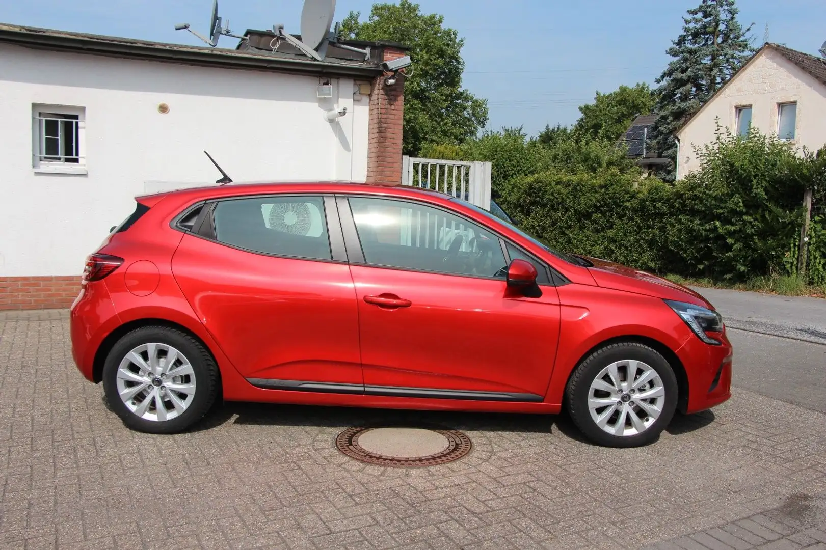 Renault Clio V  E-Tech Hybrid X-tronic Zen NAVI* /17758 Rot - 2