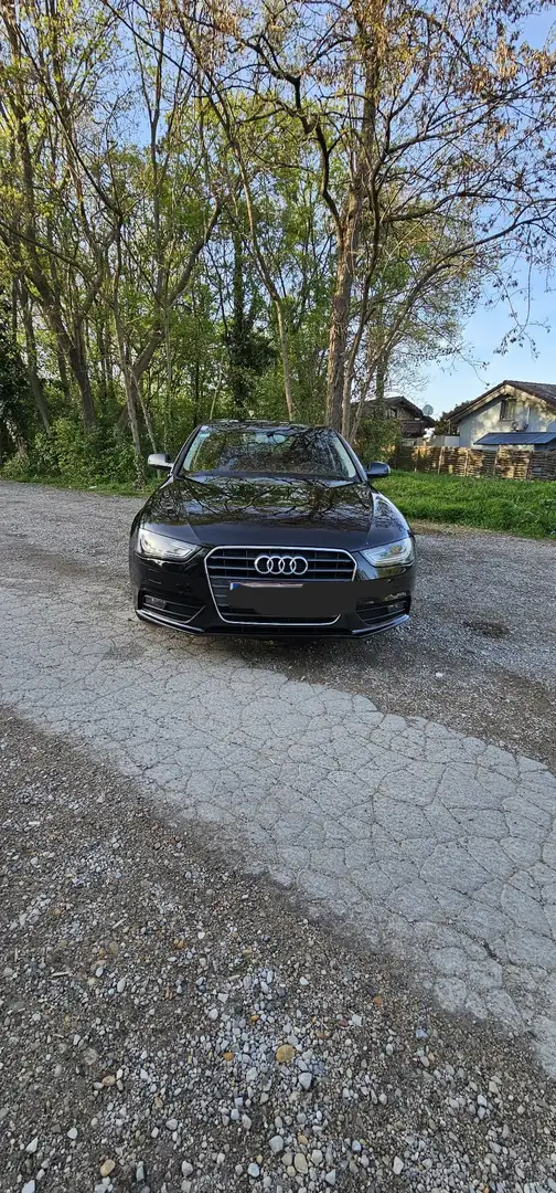 Audi A4 2,0 TDI Schwarz - 2