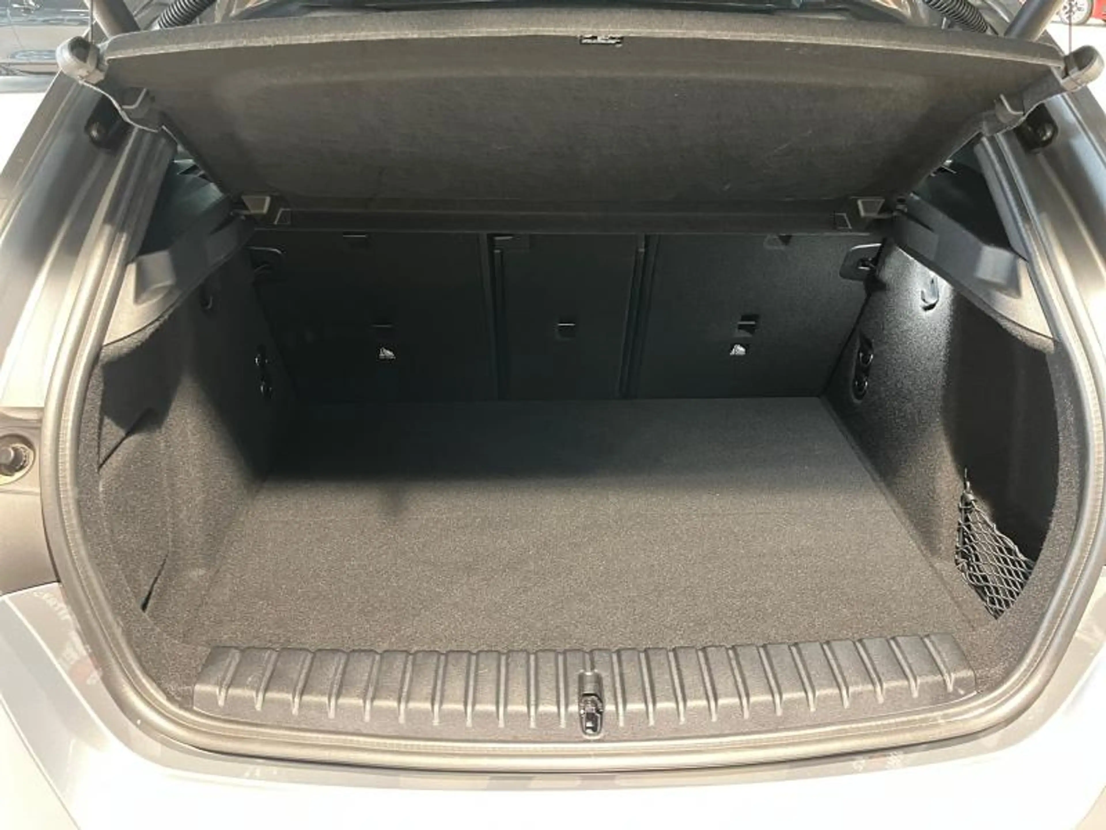 BMW 135 M135 xDrive Hatch — photo 12