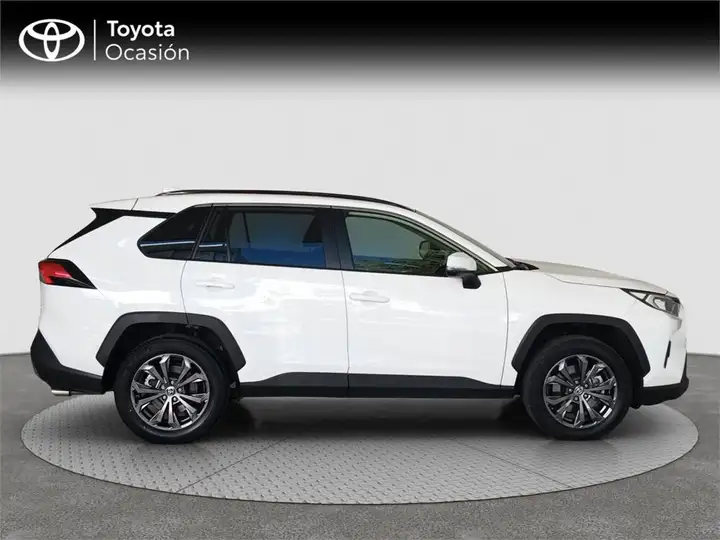 Toyota RAV4 2024, foto 17