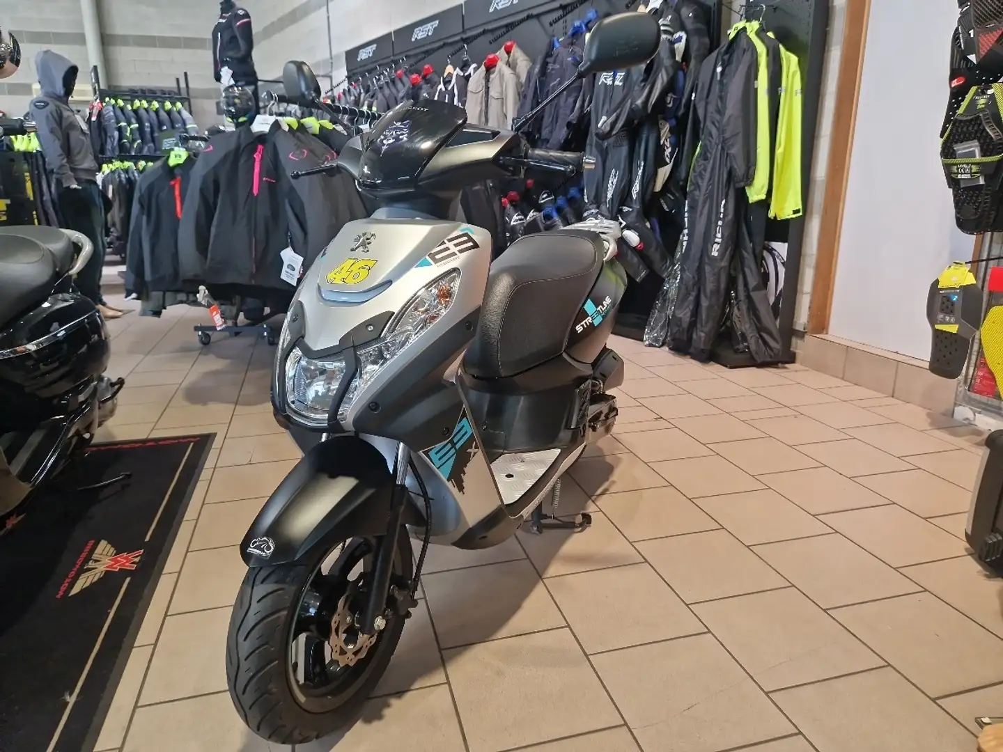 Peugeot Kisbee SPECIAL E5 25 km Argintiu - 1