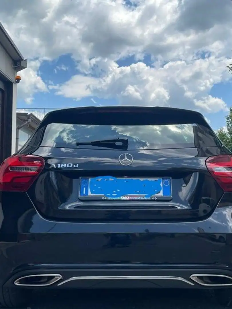 Mercedes-Benz 180 A180d Automatic Sport Nero - 2