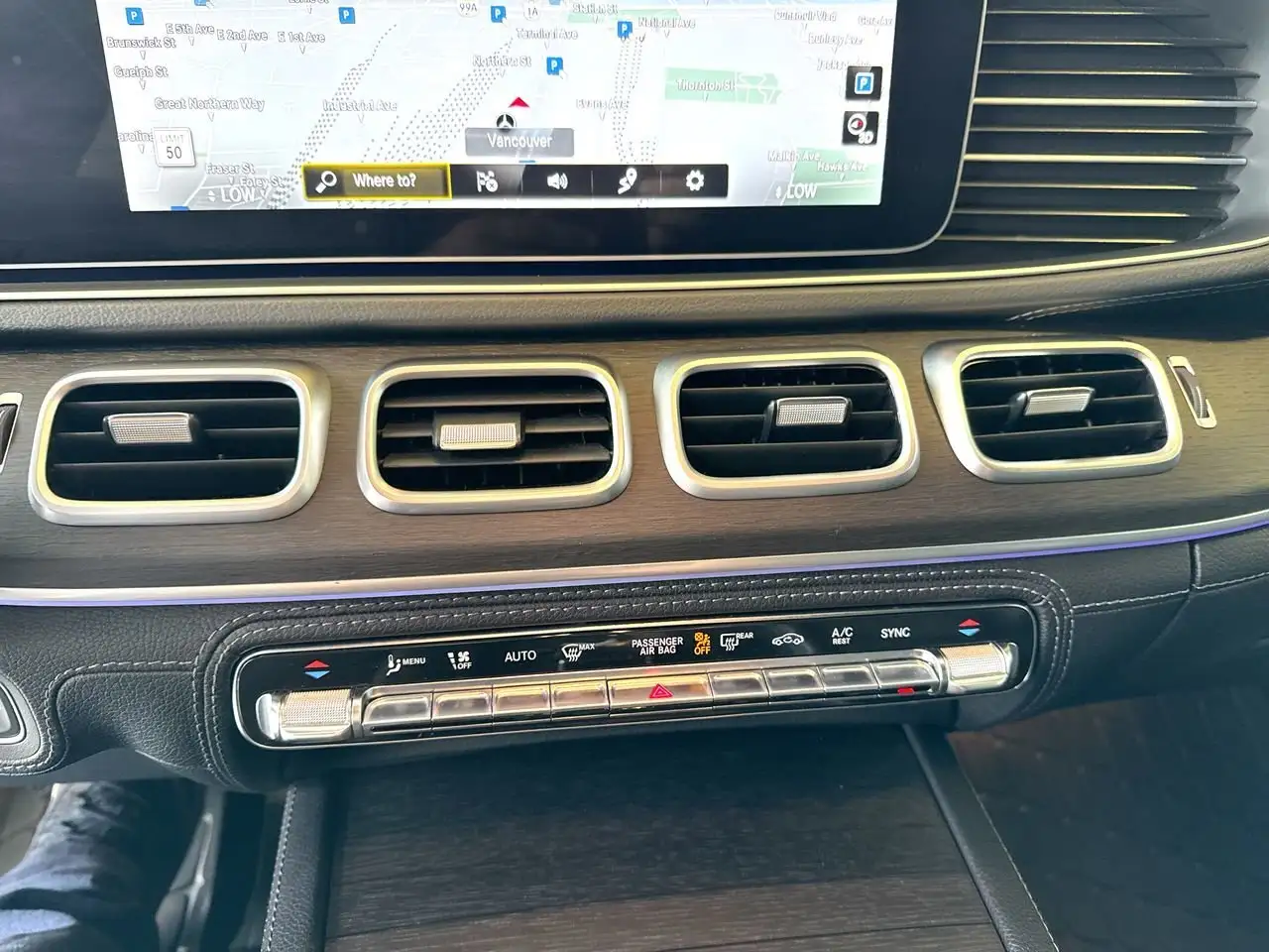 Mercedes-Benz GLE снимка Mercedes-Benz GLE