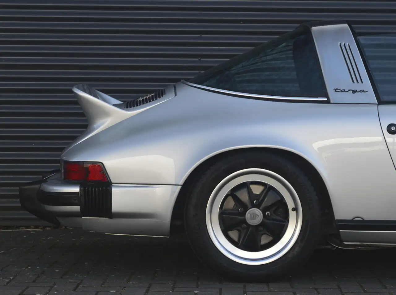 Porsche 911 2.7 S Targa, foto 10