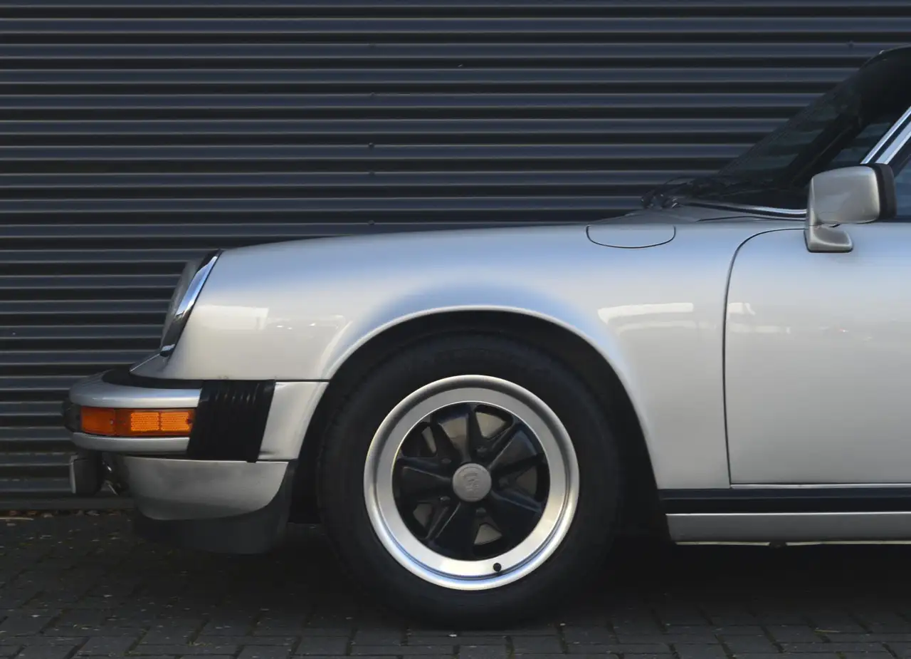 Porsche 911 2.7 S Targa, foto 12