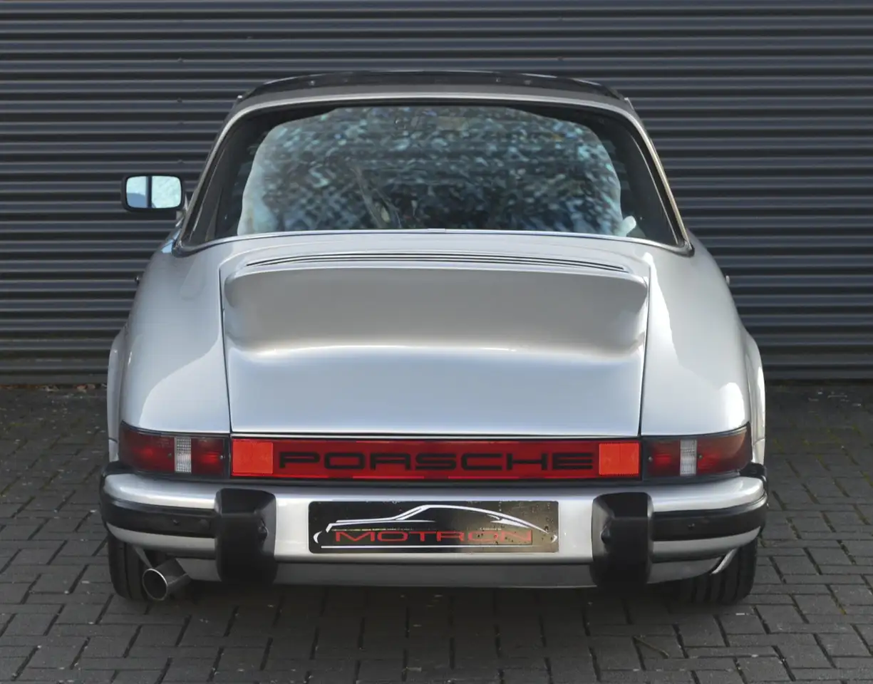 Porsche 911 2.7 S Targa, foto 8