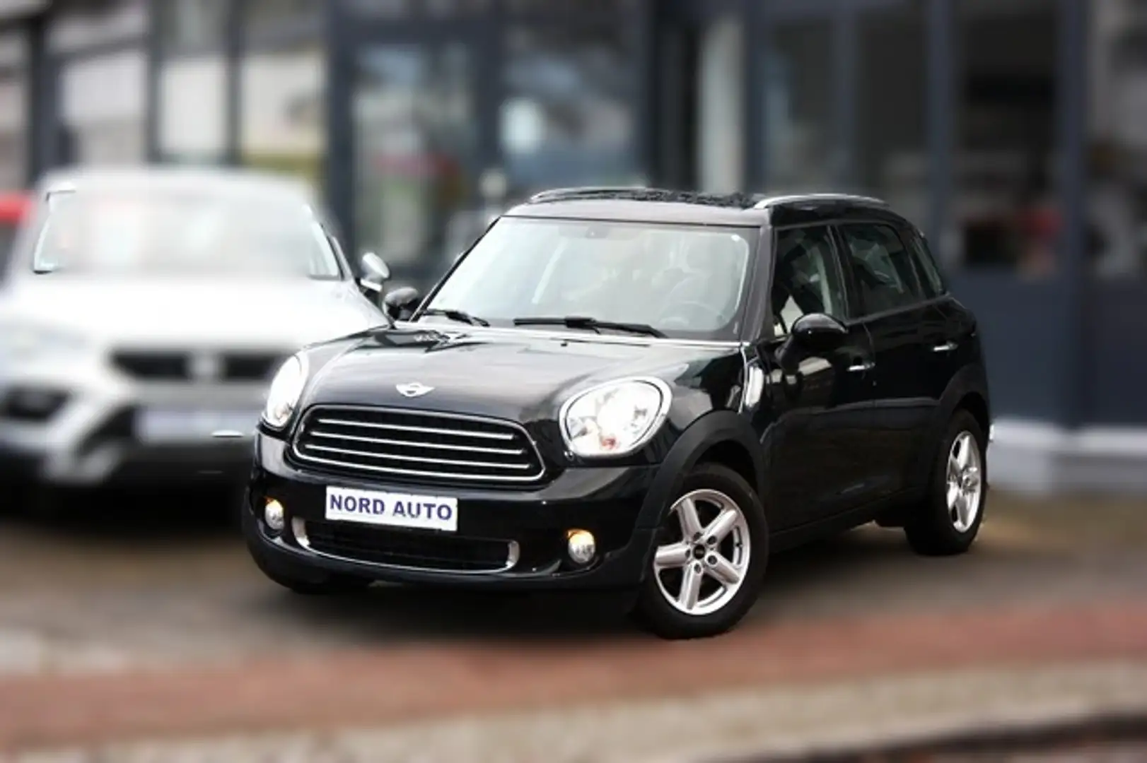 MINI Cooper Countryman Countryman1.6 Leder/Navi/Panorama Xenon Zwart - 2