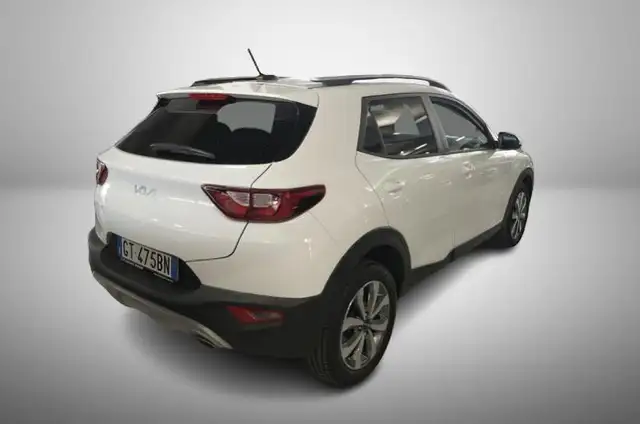 Kia Stonic view 3