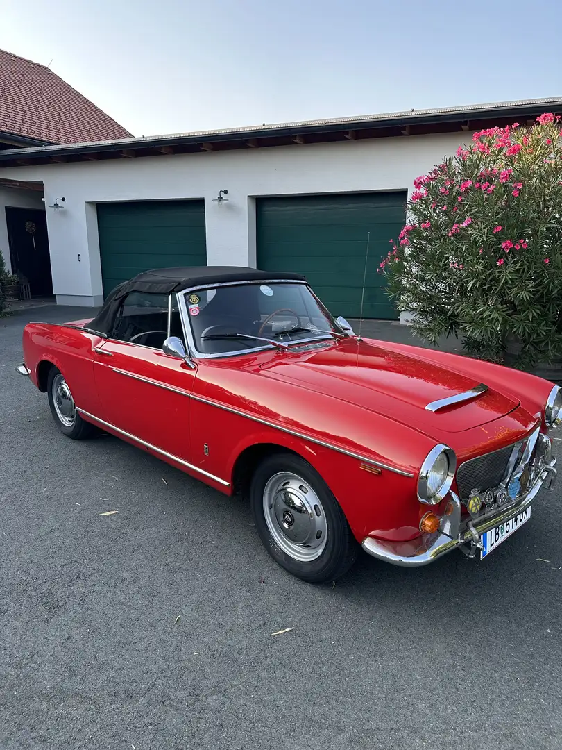 Fiat 124 Spider Cabriolet - 2