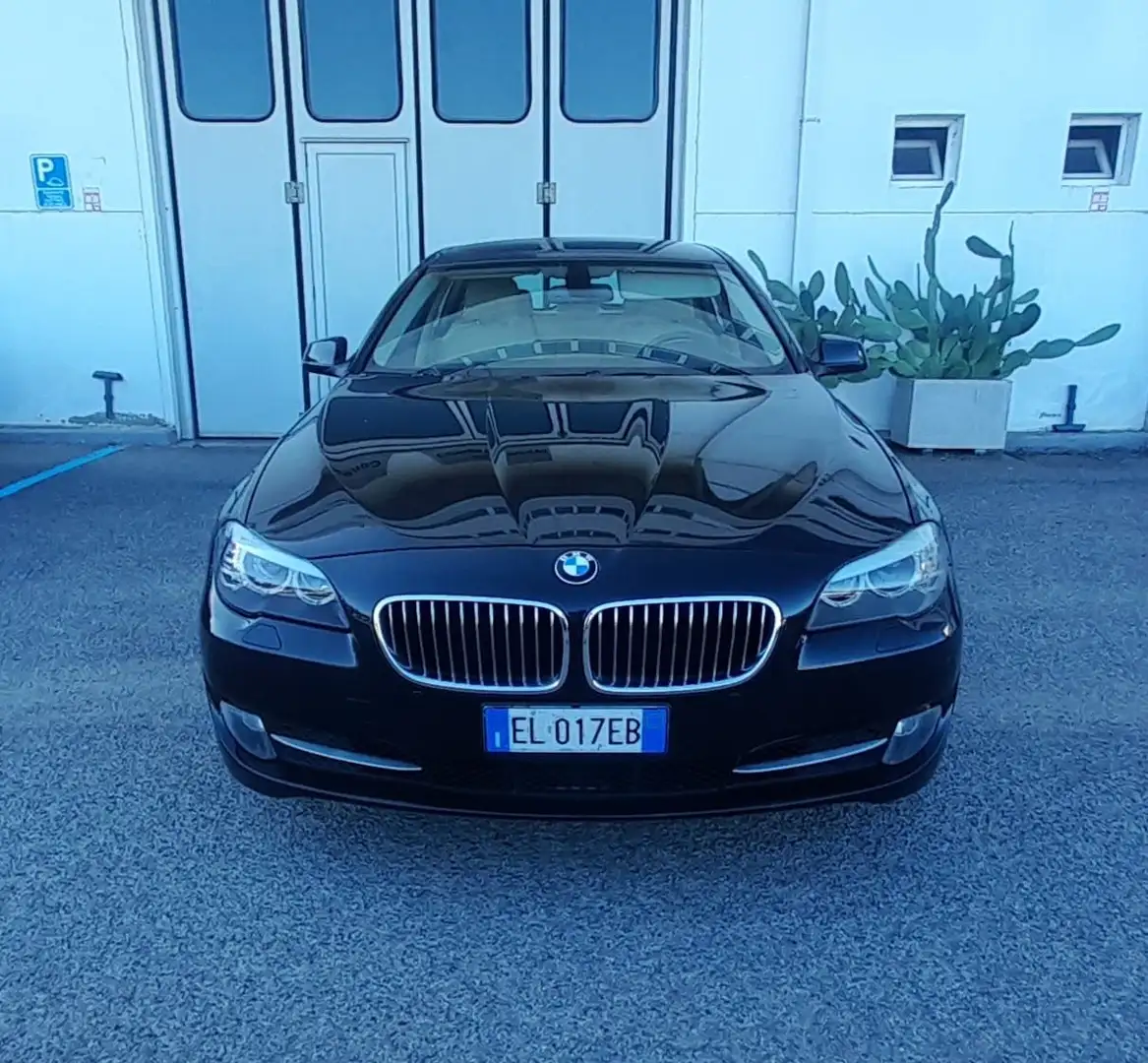 BMW 520 520d Touring Futura Noir - 1