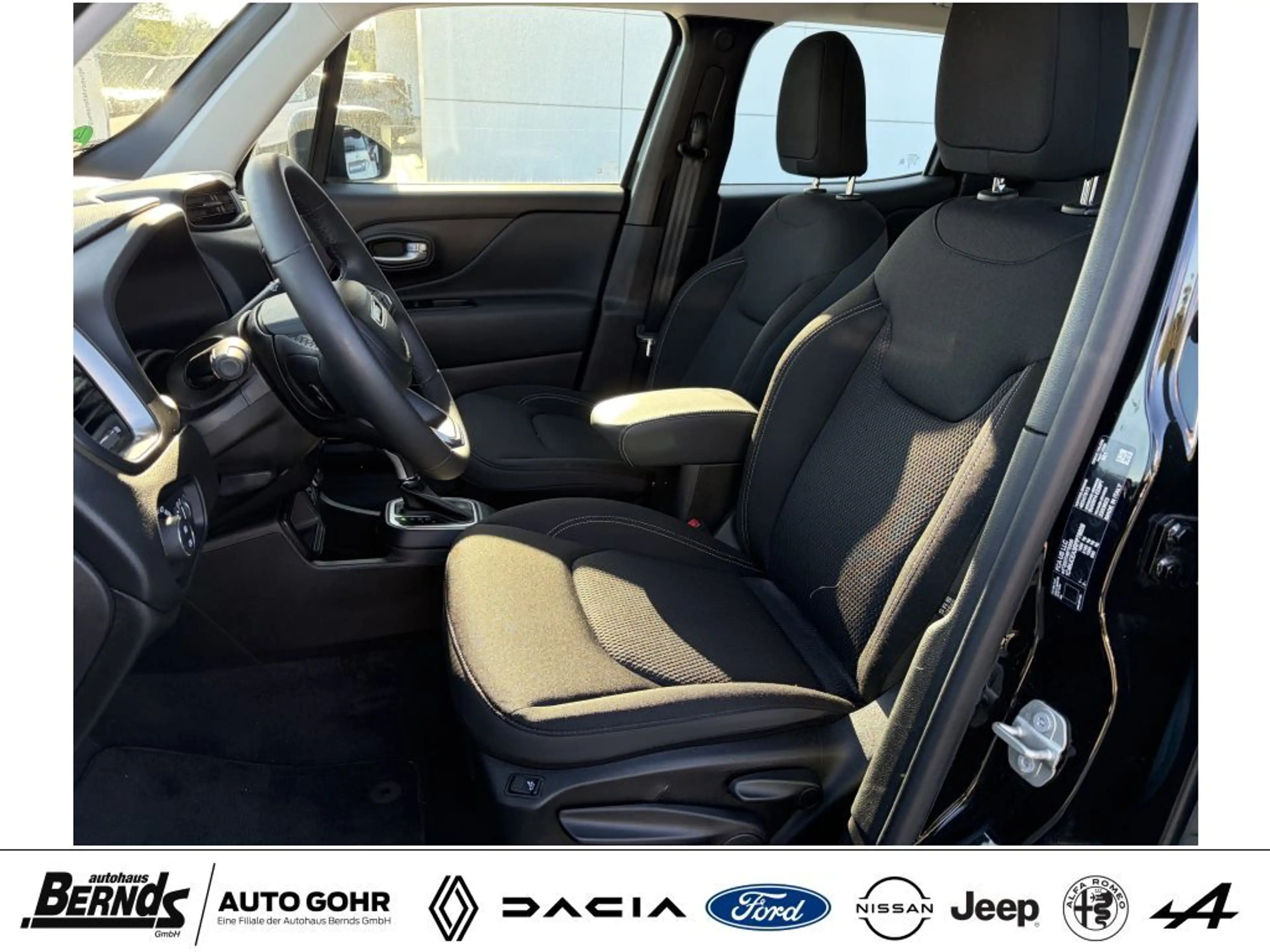 Jeep Renegade 1.5 GSE T4 48V e-Hybrid AUTOMATIK Altitude KLIMAA. — photo 8