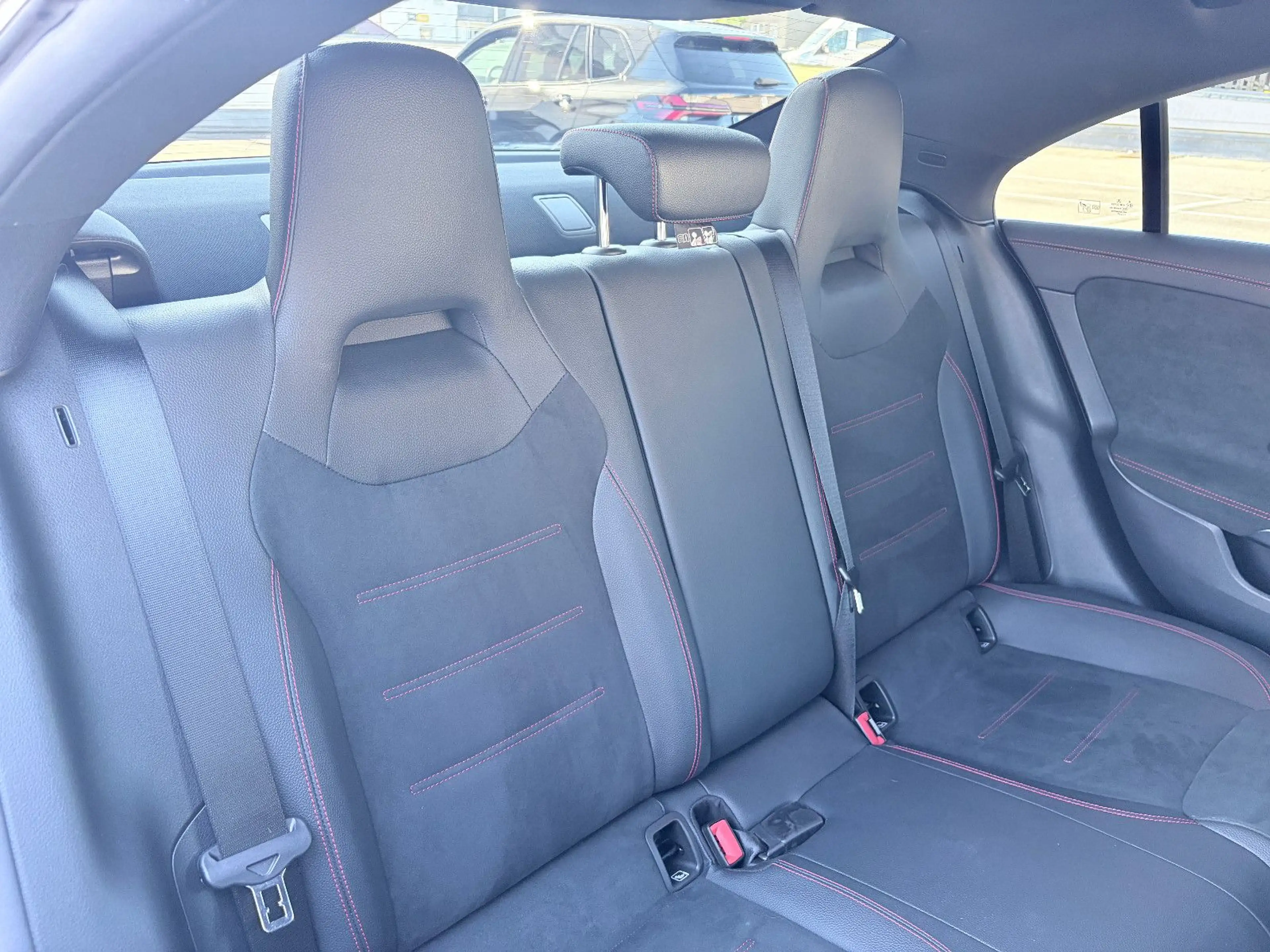 Mercedes-Benz CLA 220 d AMG Line MEDIA-DISPLAY/KAMERA/AHK/19" — photo 14