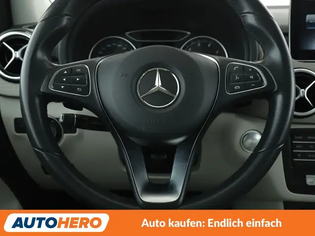 Mercedes-Benz B-Class view 19