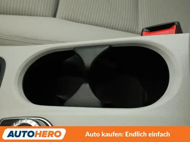 Mercedes-Benz B-Class view 25