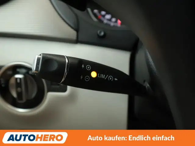 Mercedes-Benz B-Class view 28