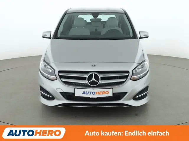 Mercedes-Benz B-Class view 9