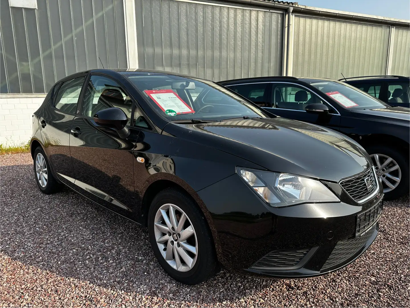 SEAT Ibiza Reference Schwarz - 1