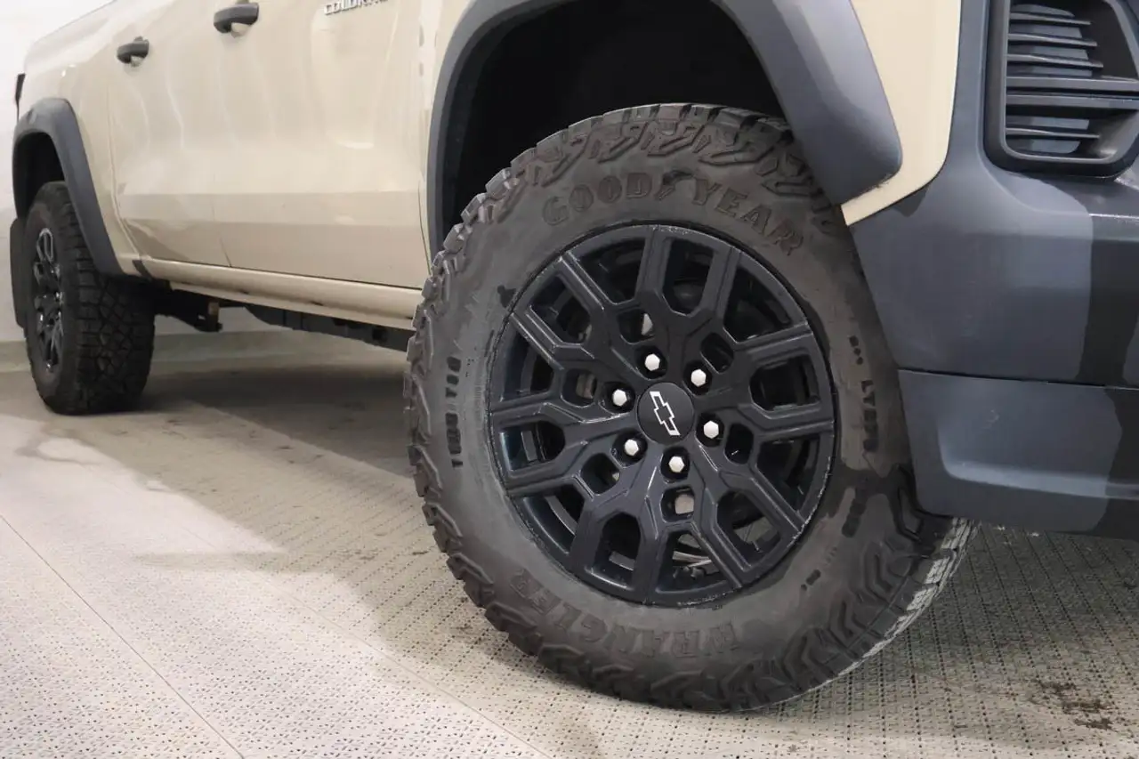 Chevrolet Colorado снимка Chevrolet Colorado