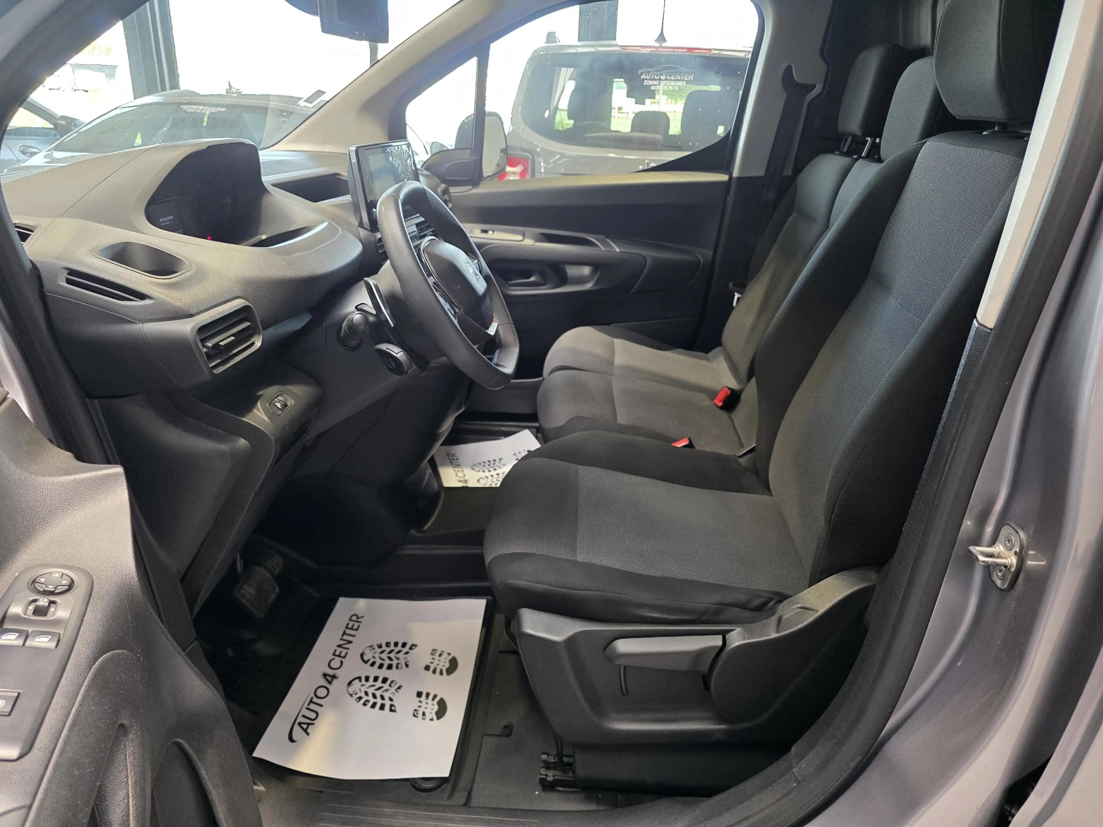 Peugeot Partner 1.5 BlueHDi BOITE AUTO // 3 PLACES /GARANTIE 1AN// — photo 7