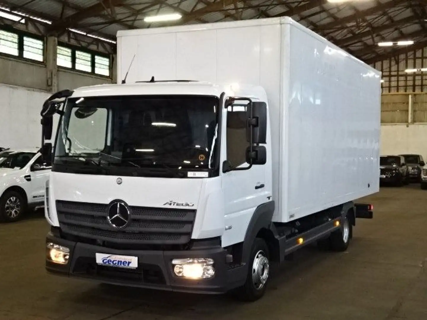 Mercedes-Benz Atego 816 Koffer Weiß - 2
