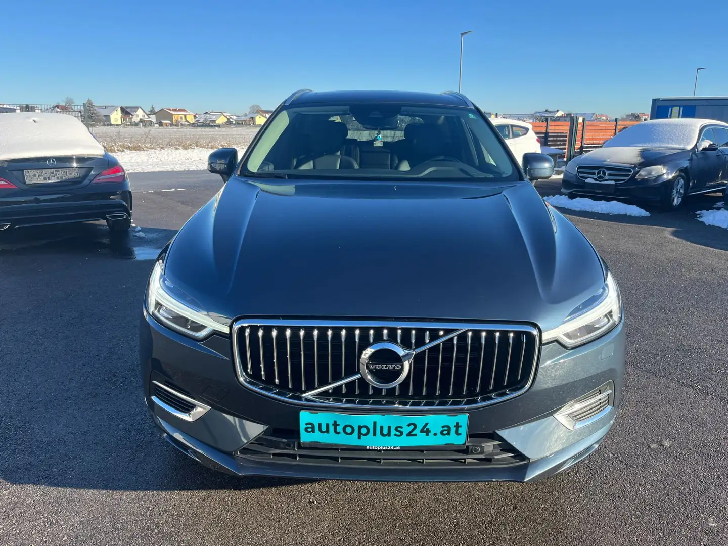 Volvo XC60 T8 AWD Recharge PHEV Inscription Geartronic Blau - 2