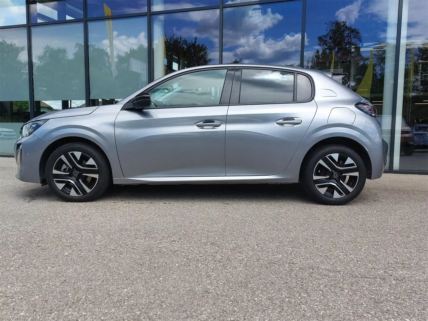 Peugeot 208 Hybrid 110 e-DCS6 Allure Grau - 2
