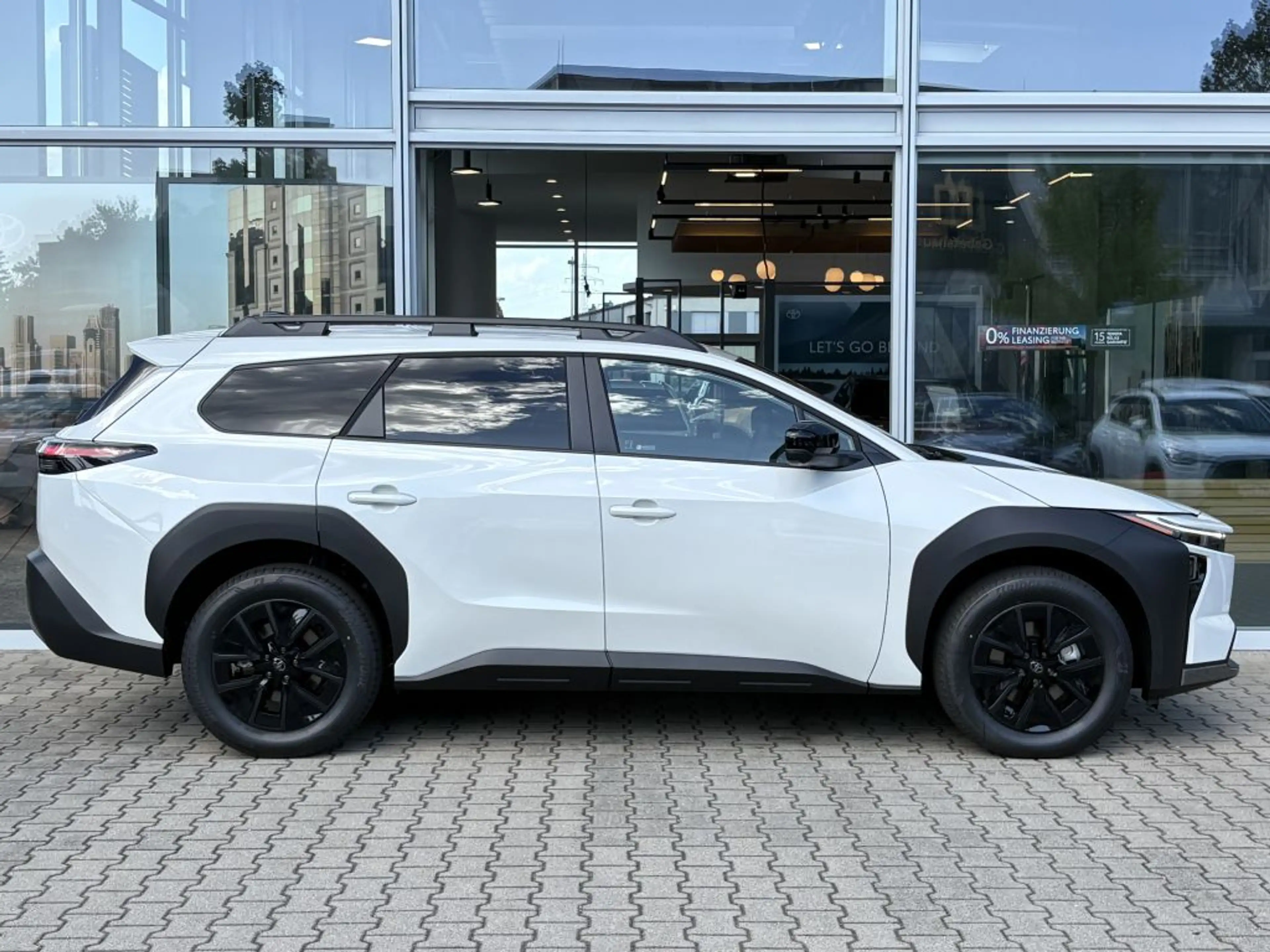 Toyota bZ4X Touring Teamplayer*360°-Kamera*SHZ*Rückfahrkamera* — photo 4