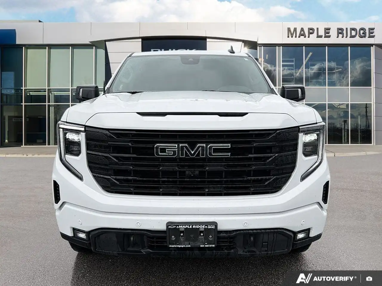 GMC Sierra 1500 снимка GMC Sierra 1500