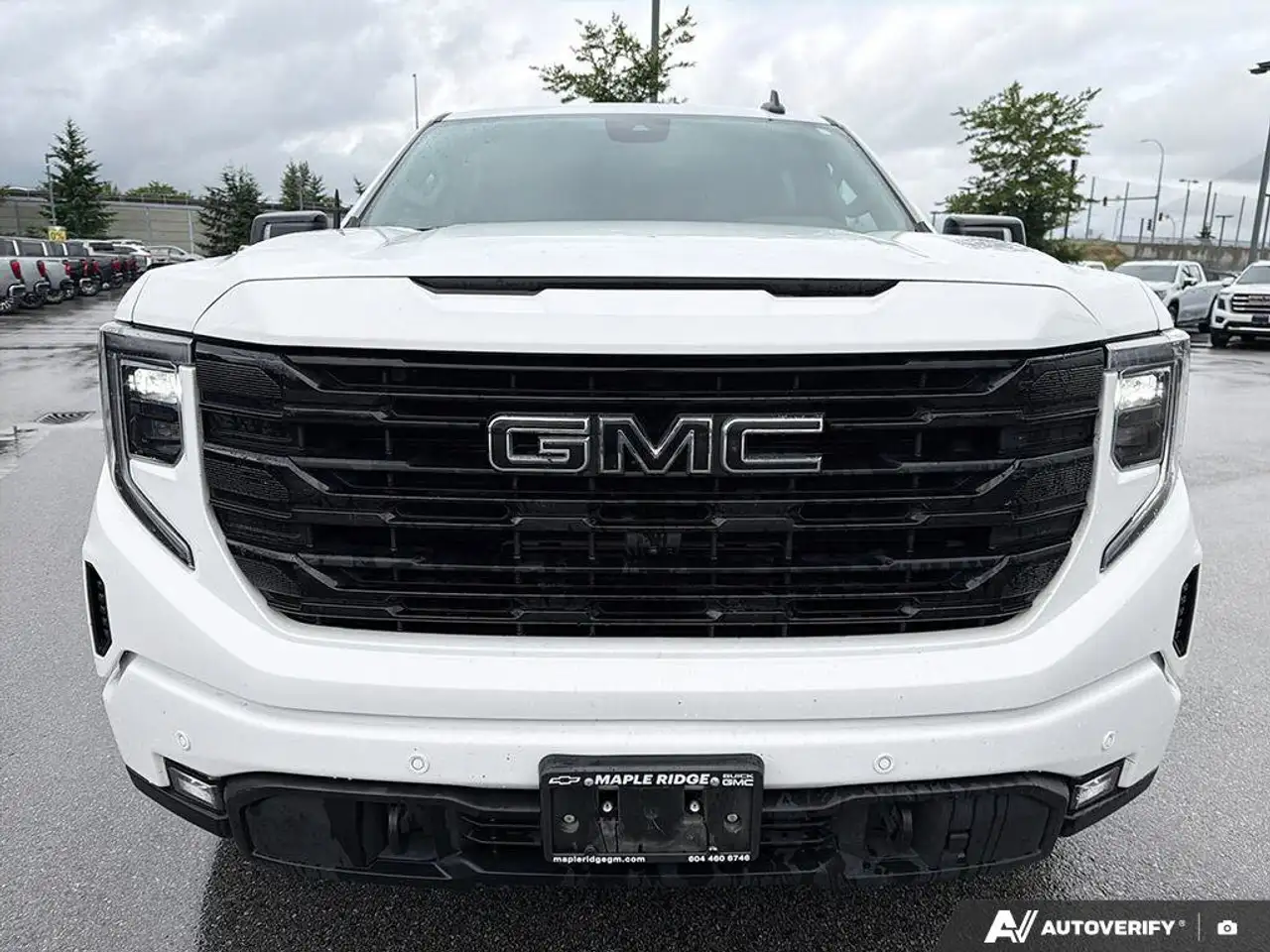 GMC Sierra 1500 снимка GMC Sierra 1500