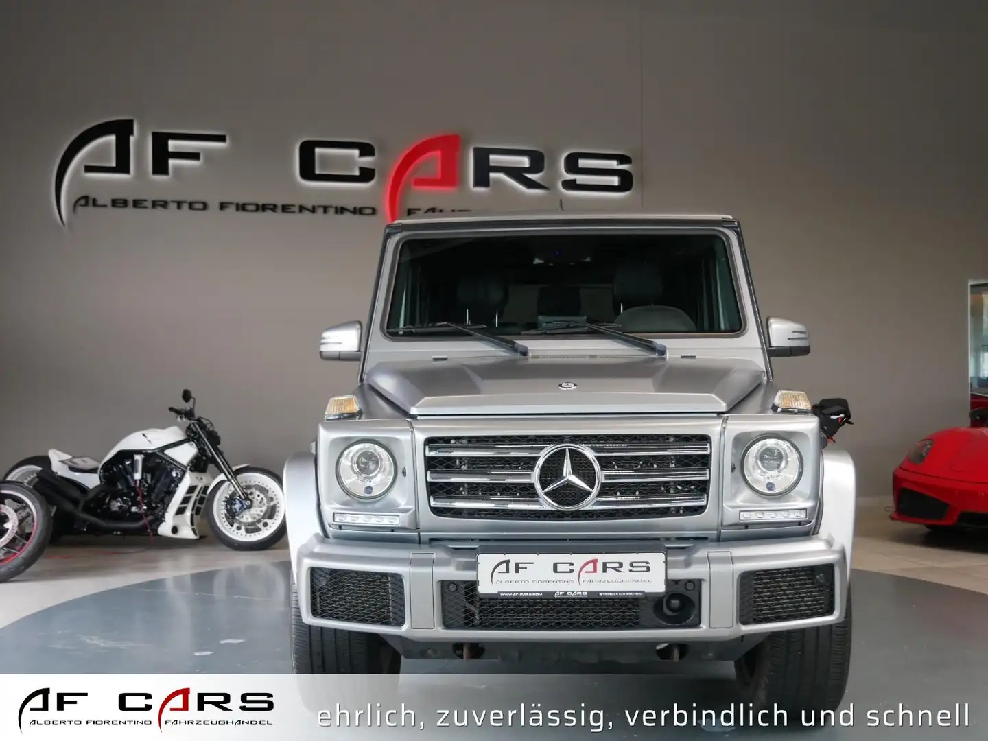 Mercedes-Benz G 350 d Voll AMG AHK ACC Sport- & Exclusivpaket Silber - 2