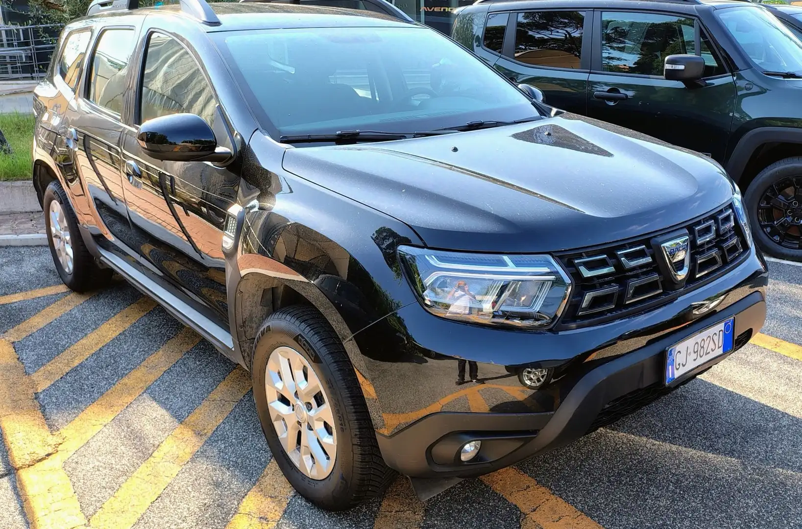 Dacia Duster 1.0 TCe GPL 4x2 Comfort Grau - 1