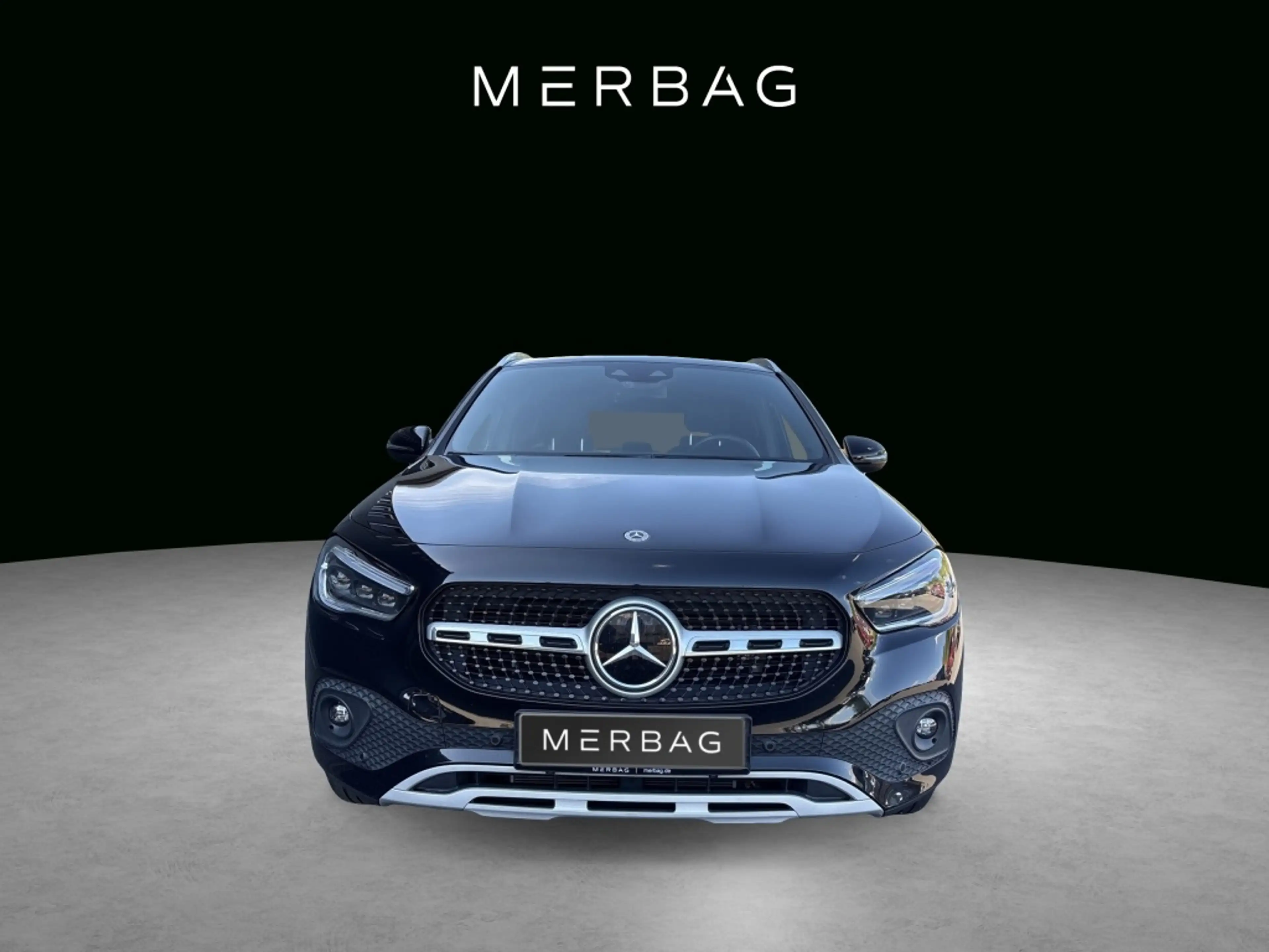 Mercedes-Benz GLA 250 e STYLE BEAM DISTRONIC PANO — photo 2