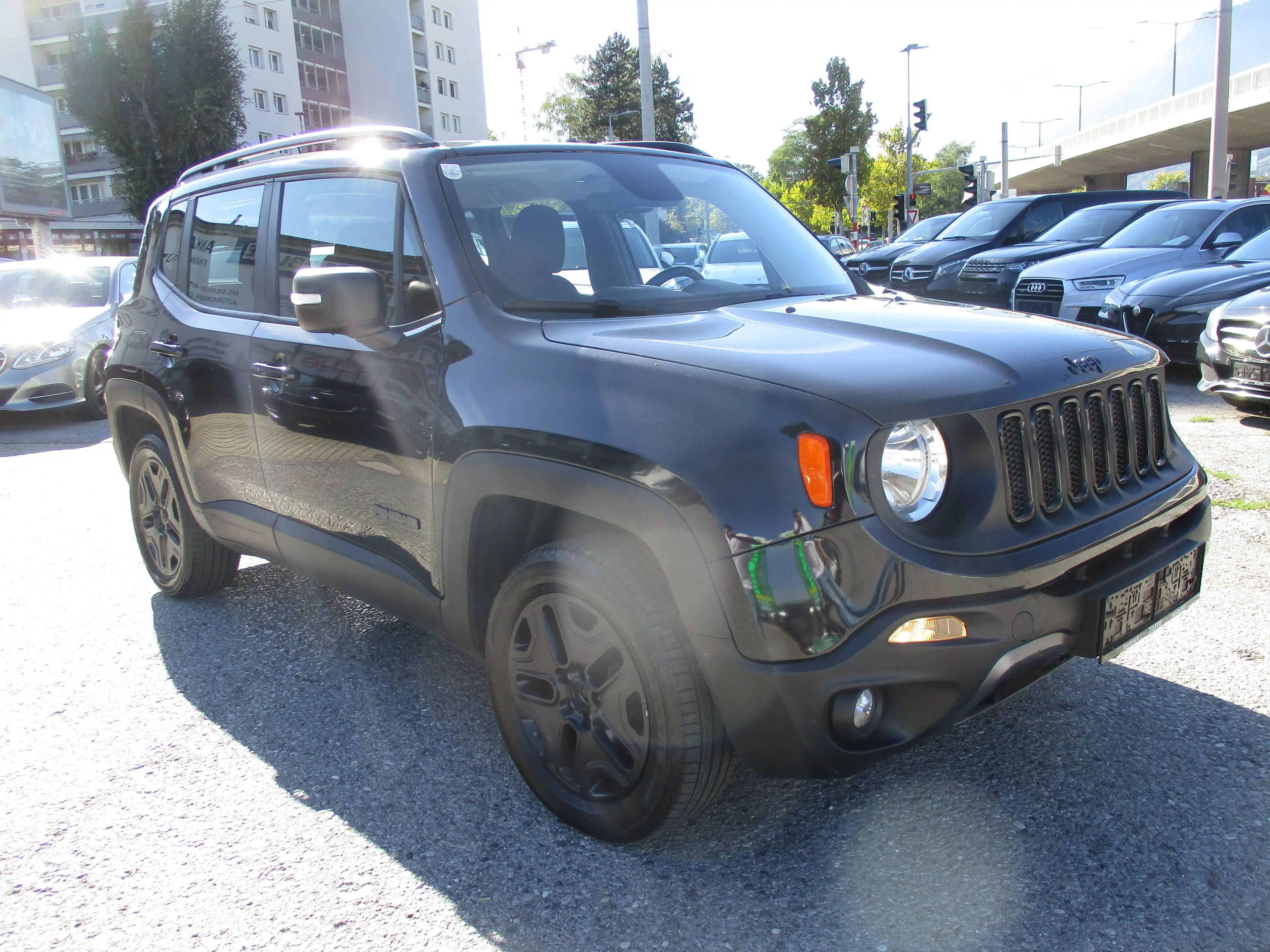 Jeep Renegade Upland 4WD — photo 2