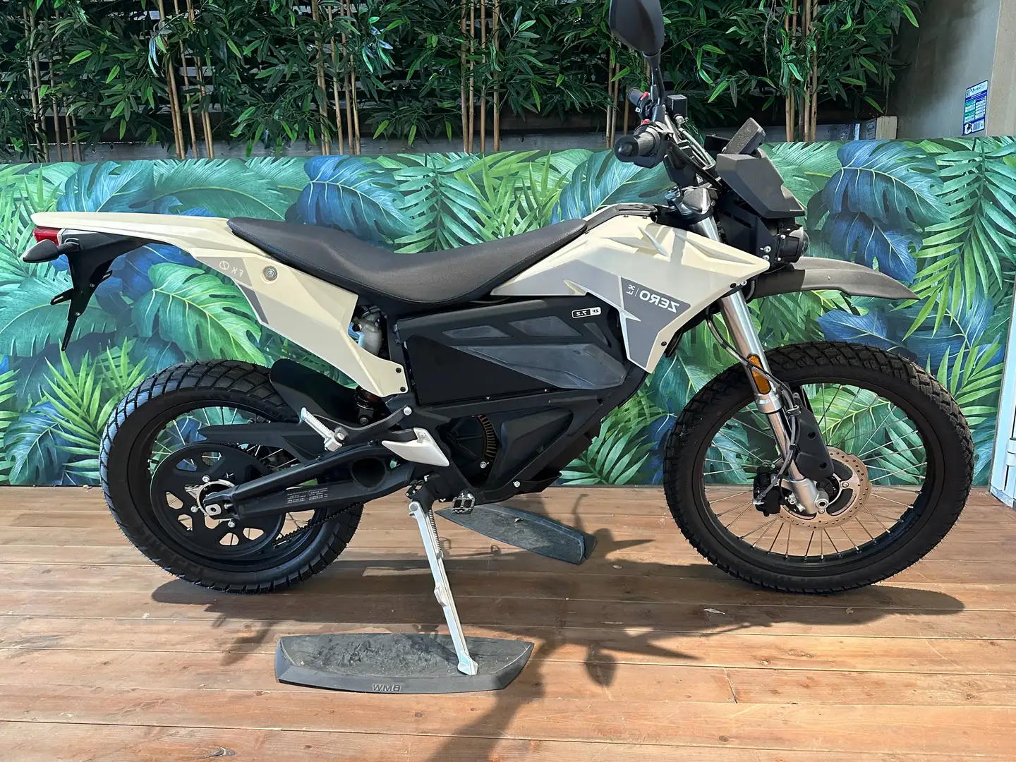 Zero Zero FX ZF 7.2 Grey - 1