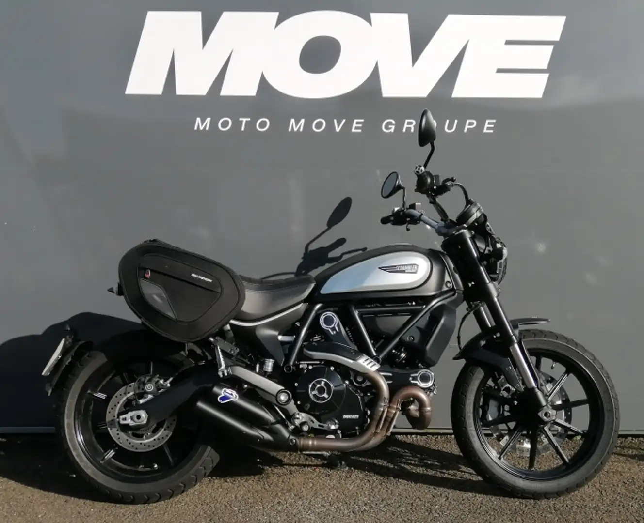 Ducati Scrambler Negru - 1