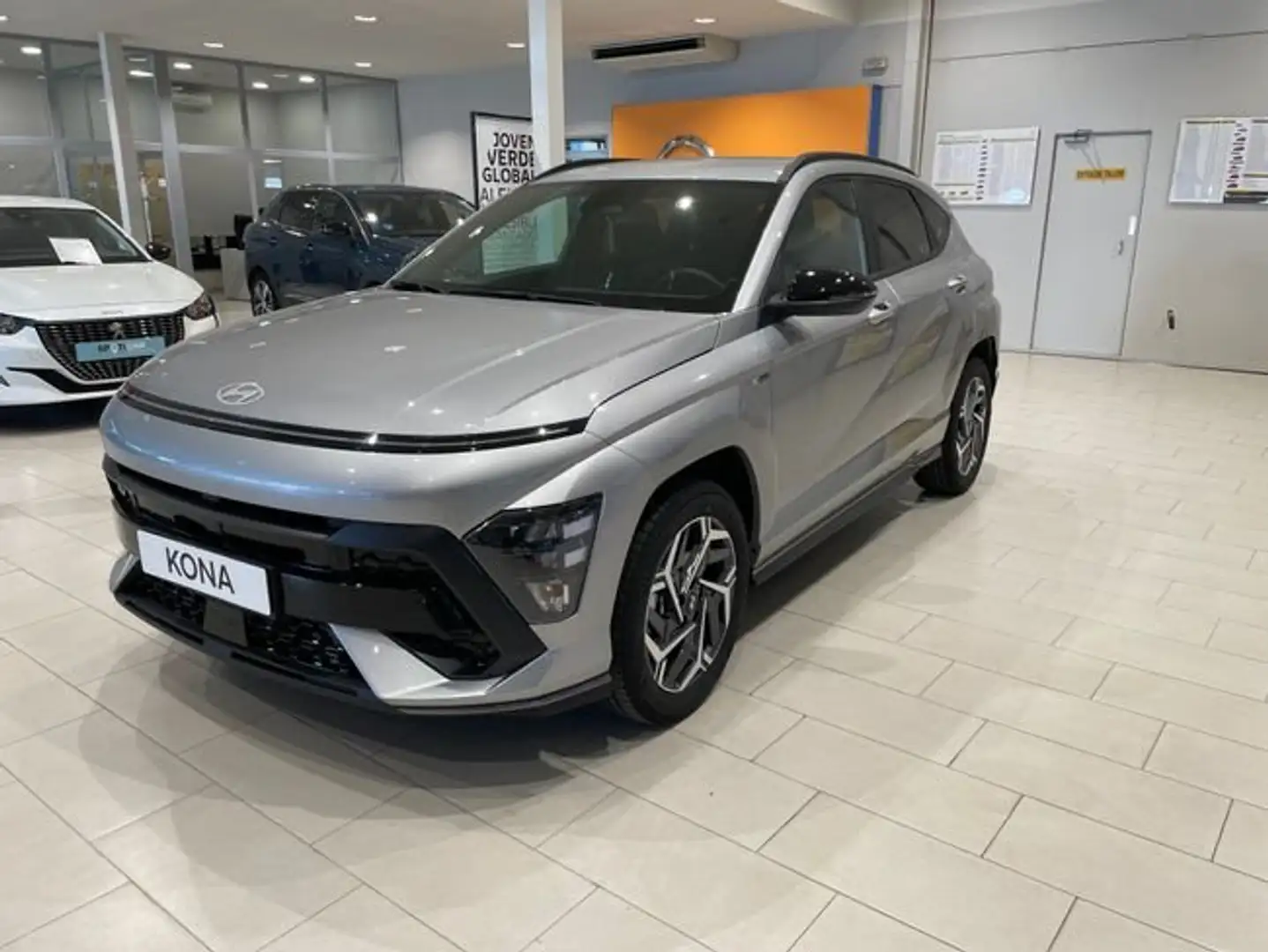 Hyundai KONA 1.6T 138CV N LINE Plateado - 1