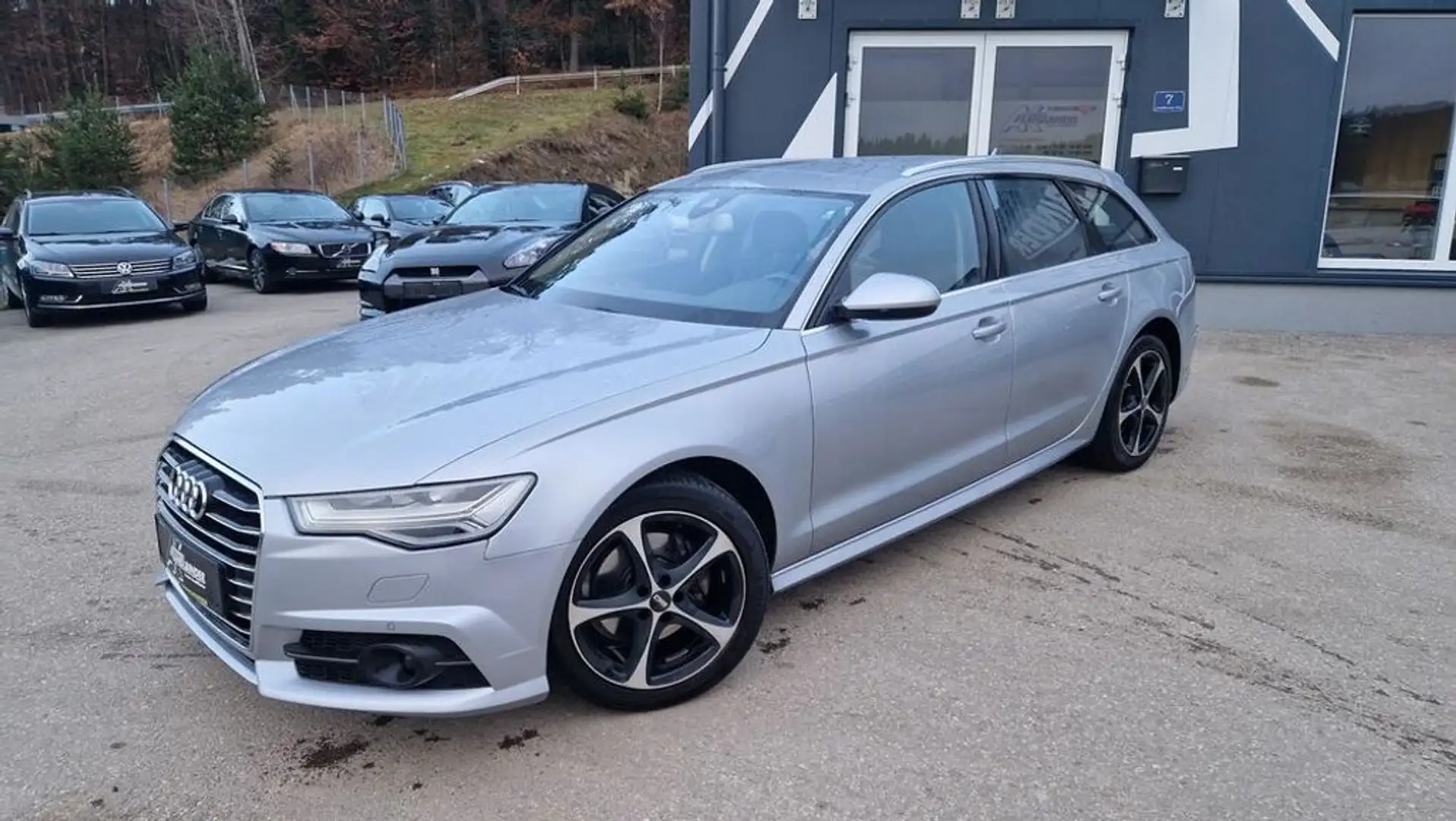 Audi A6 Avant 2.0 TDI aut. ''Facelift'' Ezüst - 2
