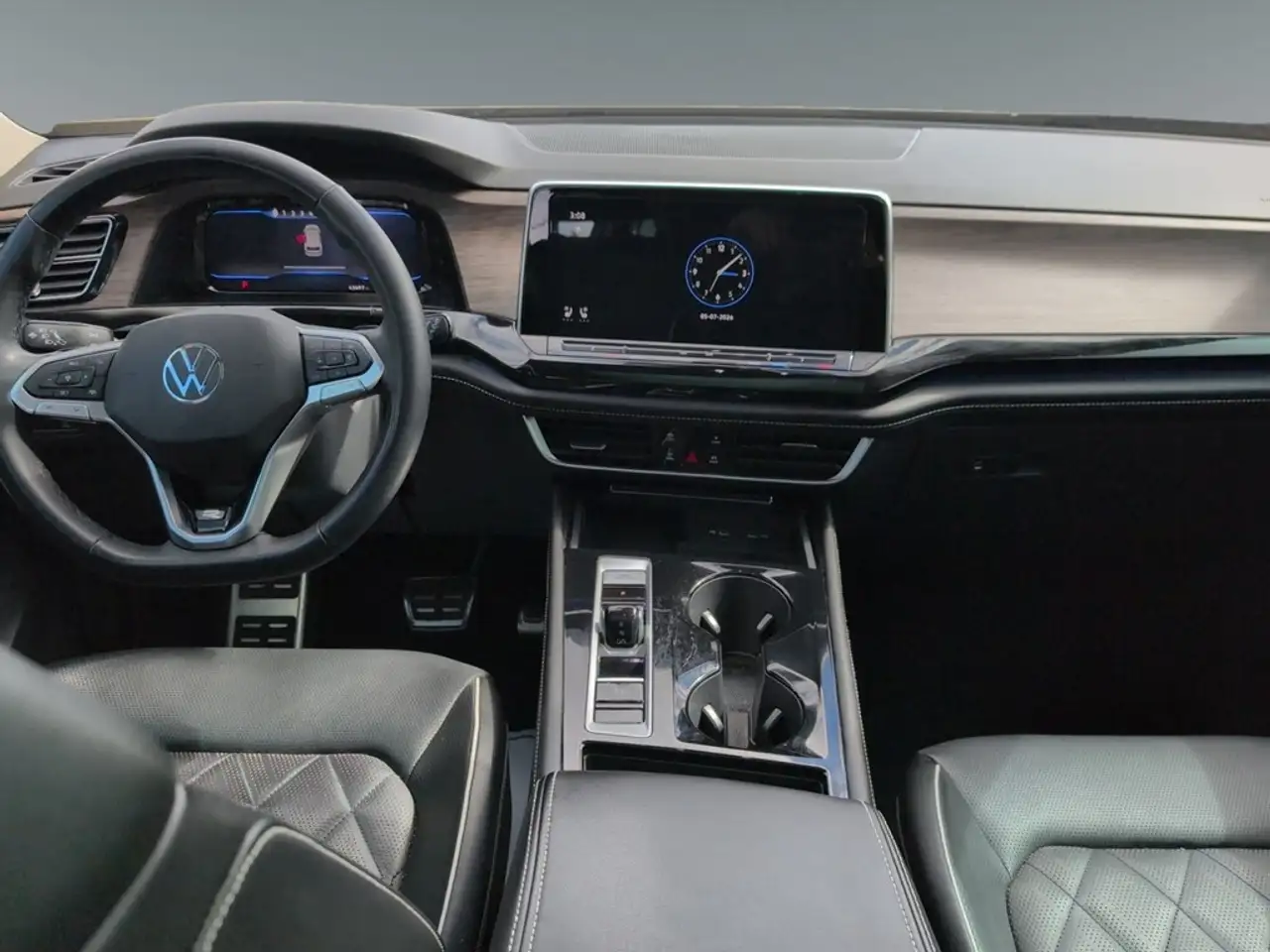 Volkswagen Atlas снимка Volkswagen Atlas