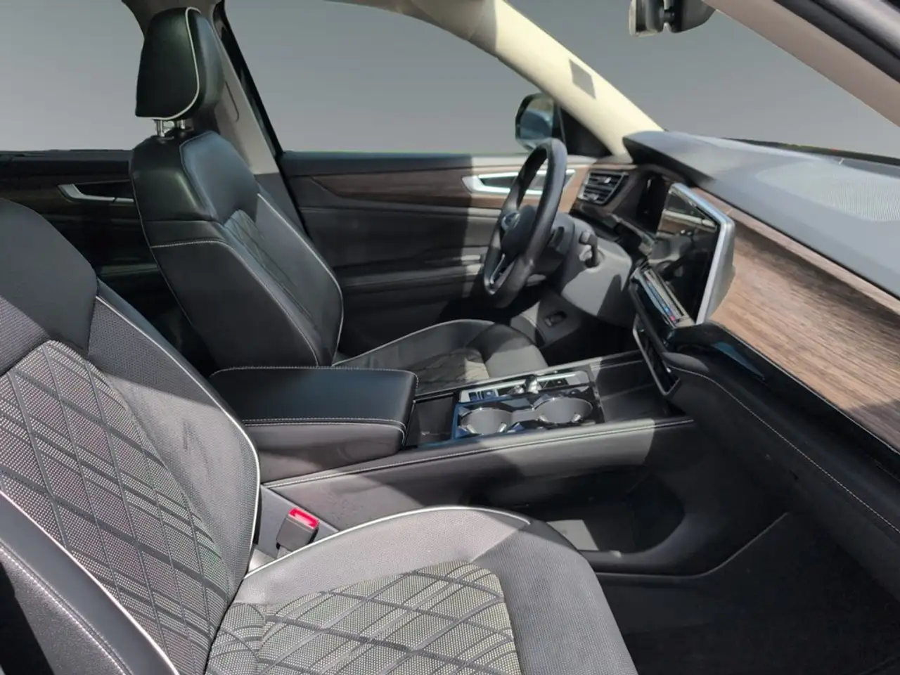 Volkswagen Atlas снимка Volkswagen Atlas