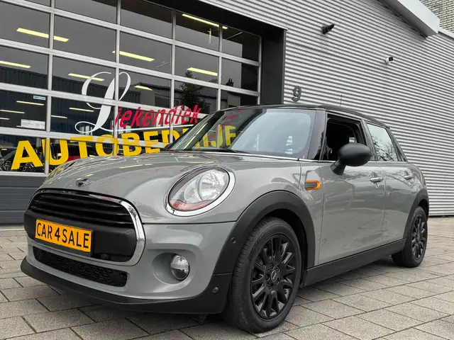 MINI One Mini 1.2 Salt 5Drs - Navigatie I Airco I PDC I Spo