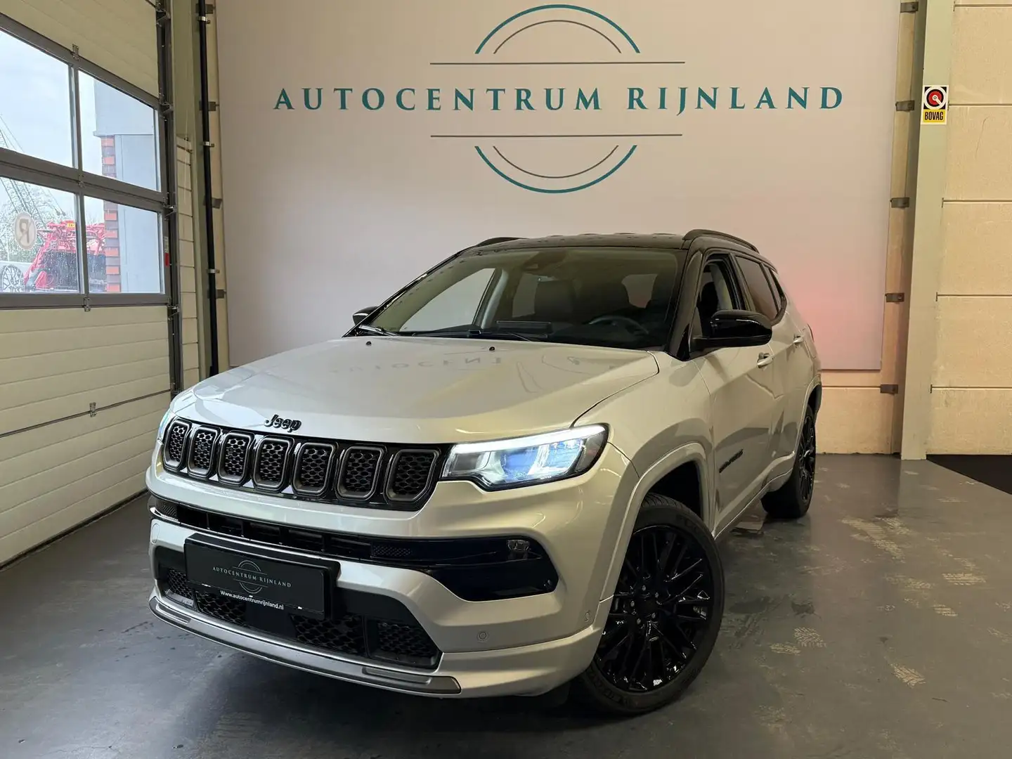 Jeep Compass 4xe 240 Plug-in Hybrid Electric S 1 Jaar Bovag Gar Gris - 1